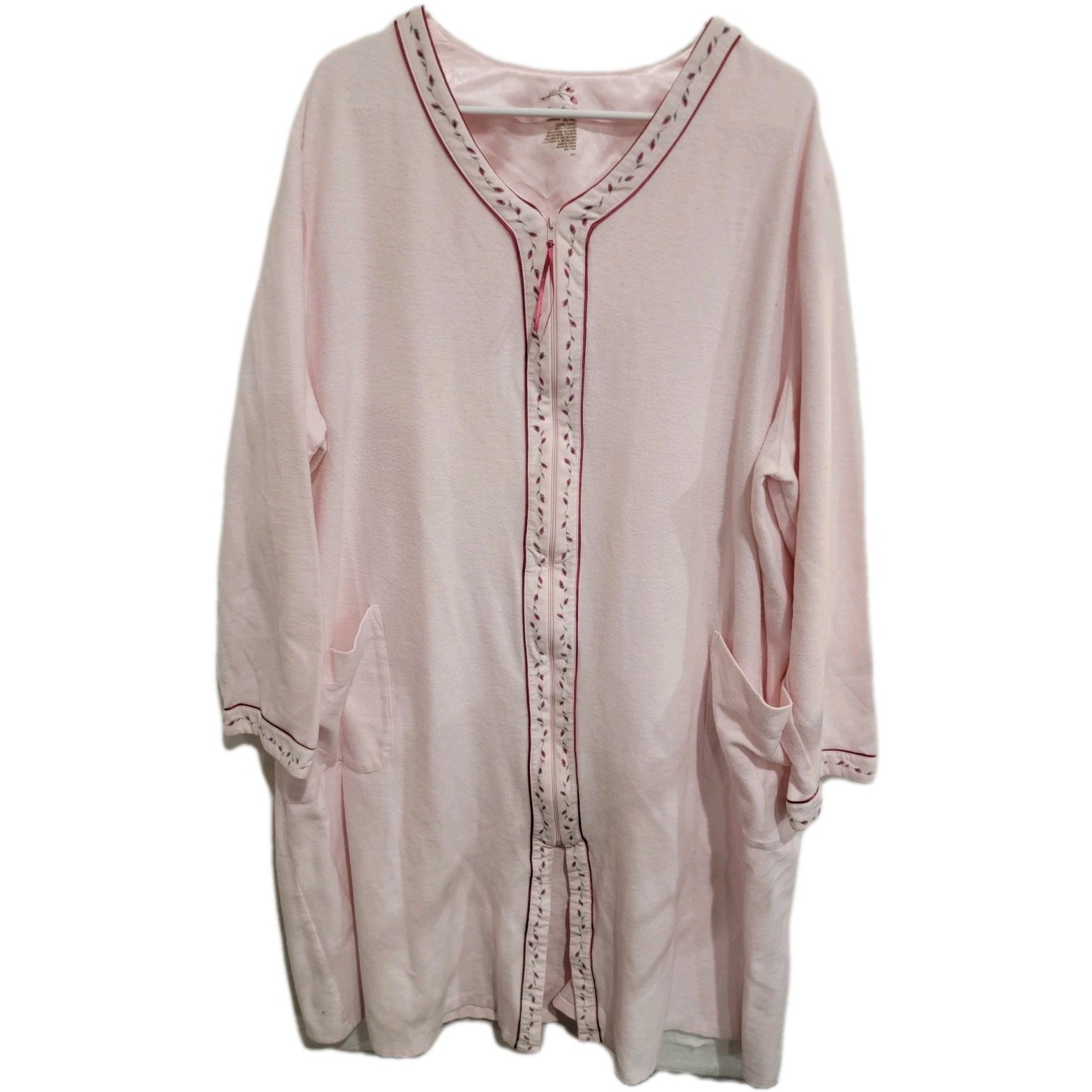 Secret Treasures Women 3x Pink Zip Front Robe Housecoat Floral Trim Pockets